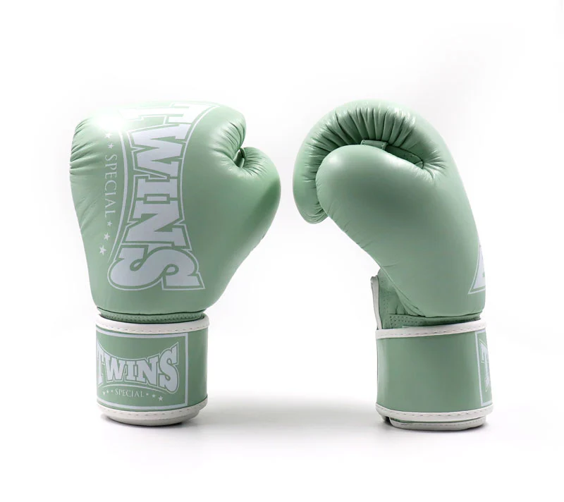 Twins Special Boxing Gloves BGVL4P Mint - Image 2